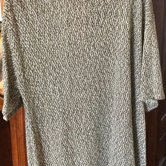 H&M gray and white long cardigan💕🦋 - Picture 2 of 3